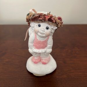 Dreamsicles 1994 “Happy Feet” DC164